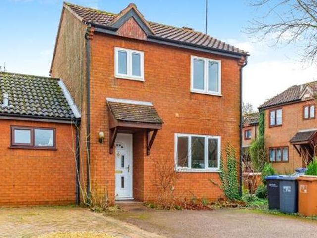 House for sale in Northampton, Northamptonshire