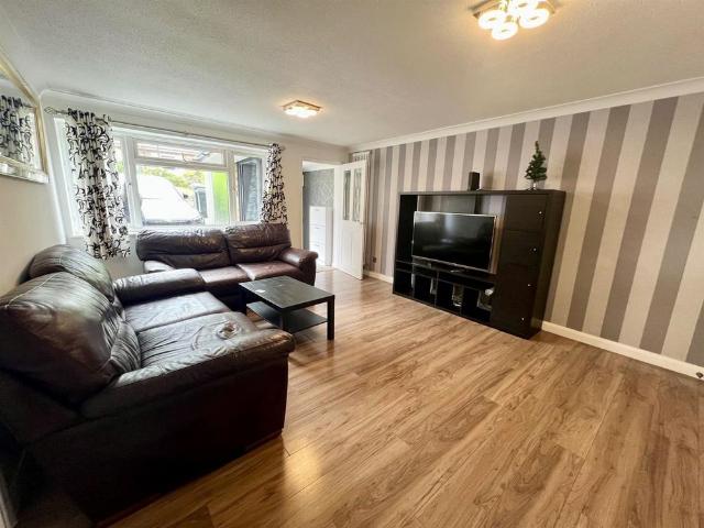 House for rent in London Borough of Croydon, Selsdon