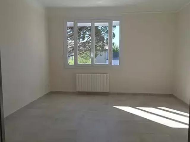 Appartement location à Aix-en-Provence, Mallemort