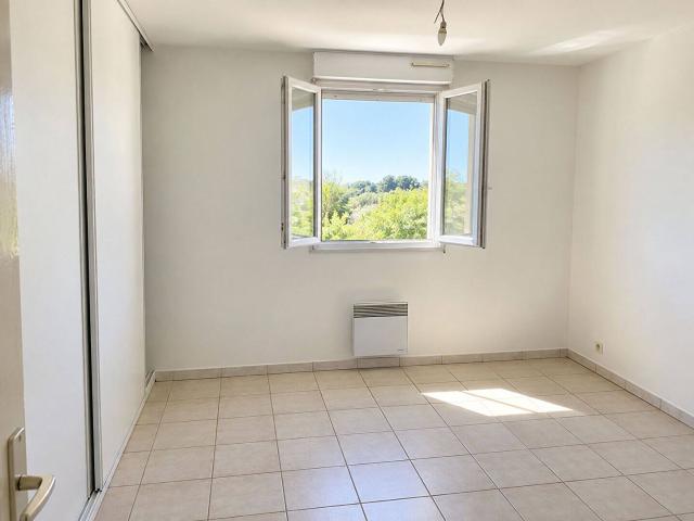 Appartement location à Lotissement les Reslanques, Mallemort