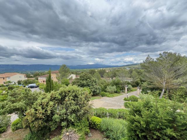 Appartement vente à Aix-en-Provence, Mallemort