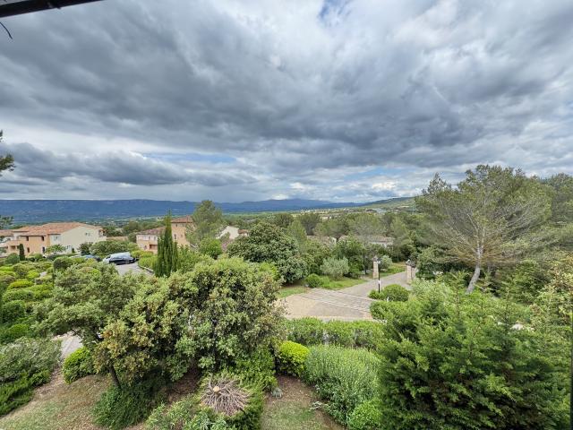 Appartement vente à Aix-en-Provence, Mallemort