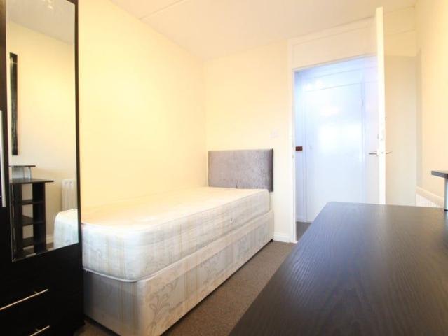 Room for rent in St. John's Wood, Greater London
