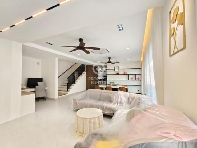 House for rent in Petaling, Alam Impian