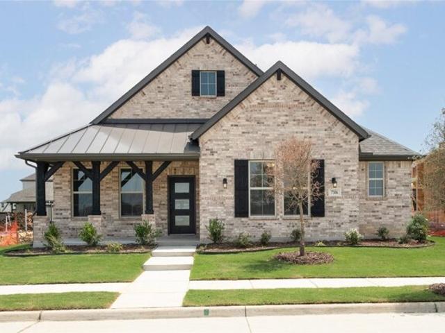 House for sale in Venus, Texas