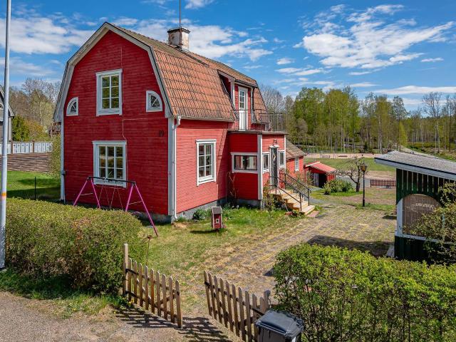 Villa till salu i Hälleforsnäs, Södermanland