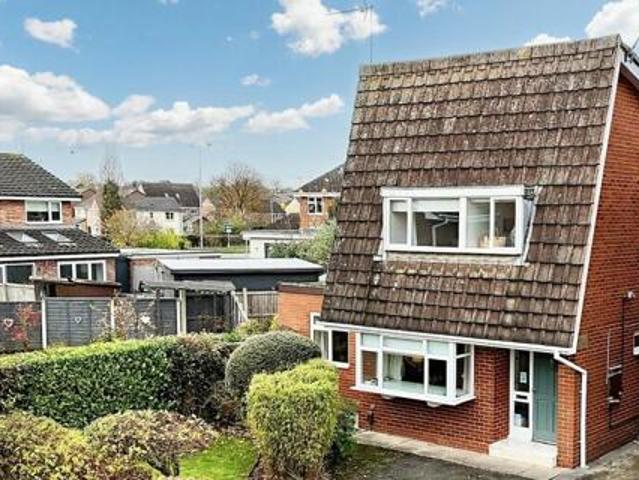 House for sale in Stone, Baswich