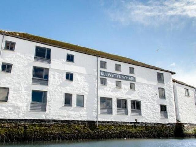 House for rent in Newham, Penweathers