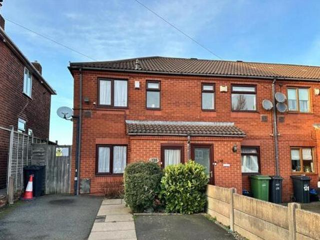 House for sale in Halesowen, West Midlands