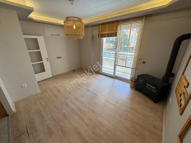 Akdeniz, Mersin içerisinde kiralık mülk