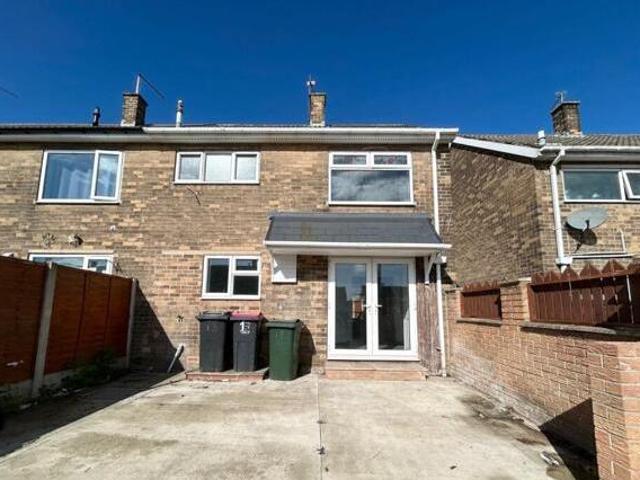 House for rent in White City, Maltby