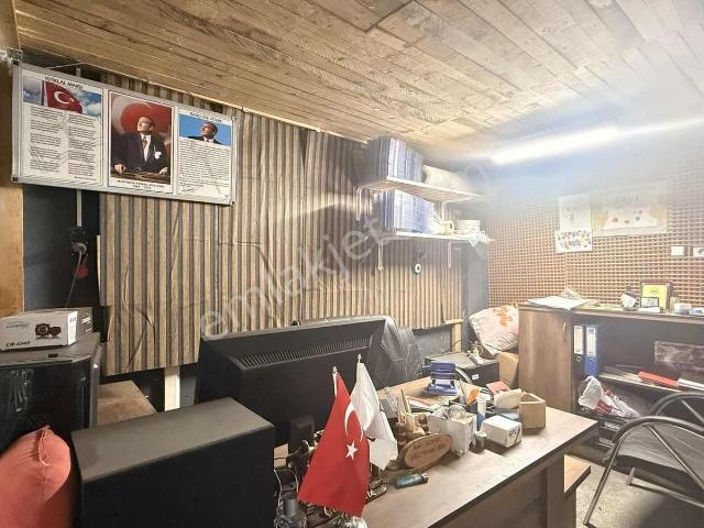 Maltepe, İstanbul içerisinde kiralık Dükkan