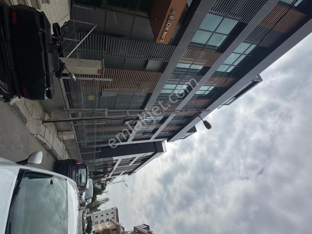 Maltepe, İstanbul içerisinde satılık Ofis