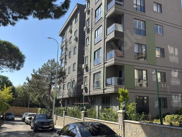 Bağlarbaşı Mahallesi, Maltepe içerisinde satılık mülk
