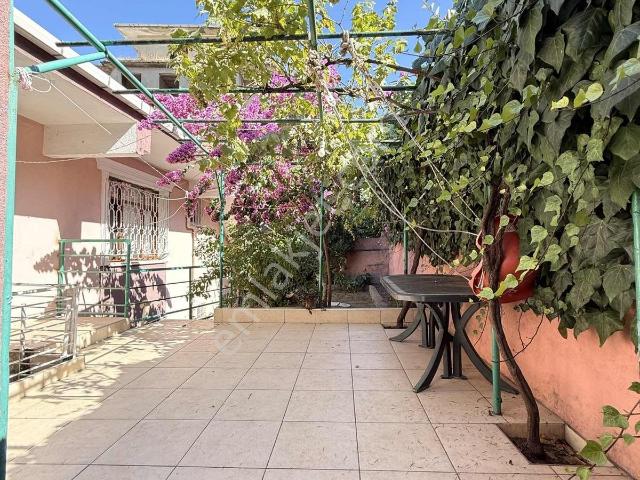 Yalı Mahallesi, Maltepe içerisinde kiralık mülk