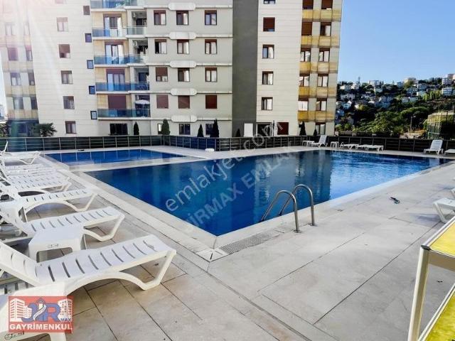 Esenkent Mahallesi, Maltepe içerisinde kiralık mülk