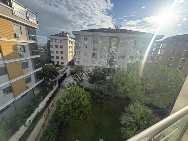 Yalı Mahallesi, Maltepe içerisinde satılık mülk