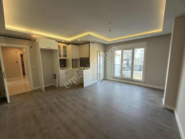 Yalı Mahallesi, Maltepe içerisinde satılık mülk