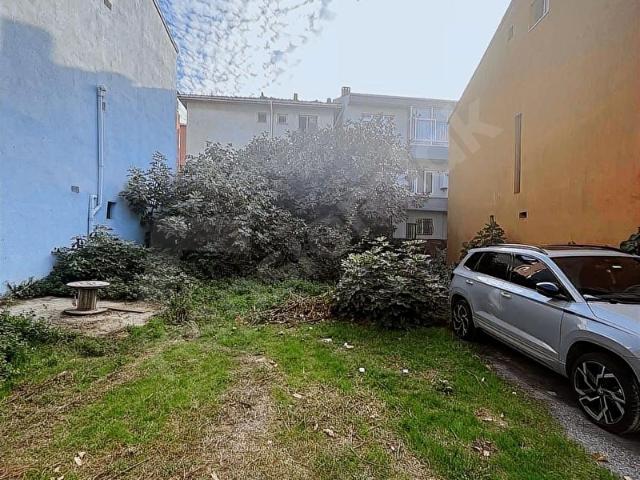 Maltepe, İstanbul içerisinde satılık Arsa