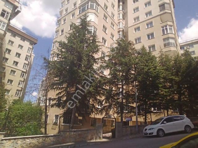 Zümrütevler Mahallesi, Maltepe içerisinde satılık mülk