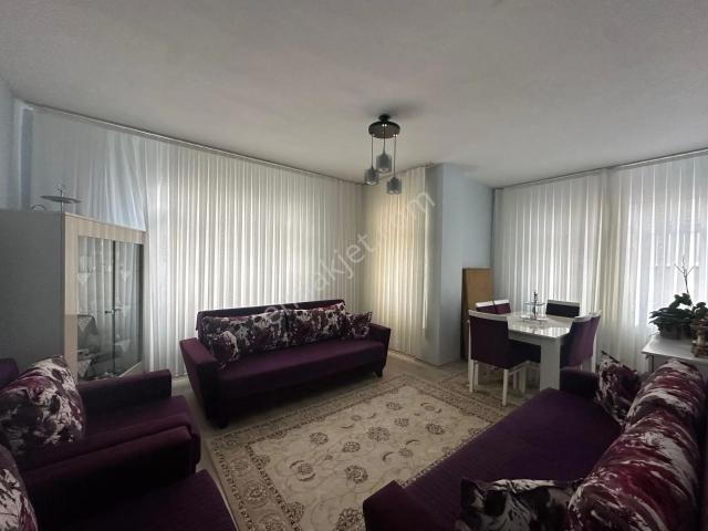 Zümrütevler Mahallesi, Maltepe içerisinde satılık mülk
