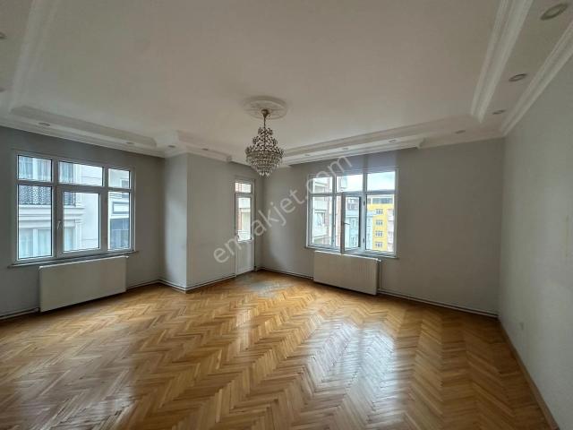 Zümrütevler Mahallesi, Maltepe içerisinde kiralık mülk