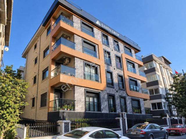 Küçükyalı, Maltepe içerisinde kiralık mülk