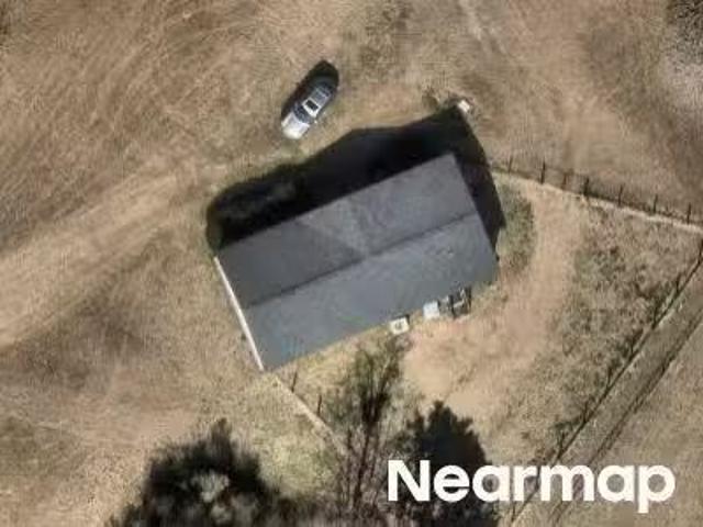 House for sale in Clayton