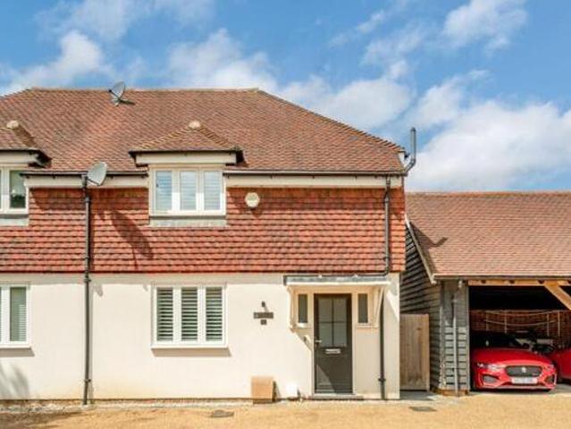 House for sale in Greenfields, Red Hill