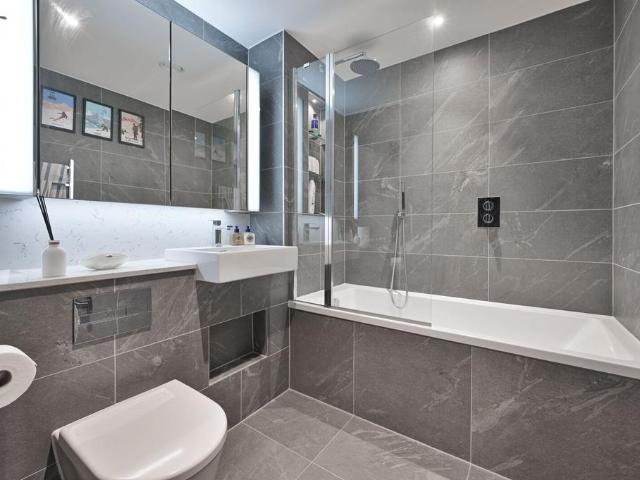 House for rent in Nine Elms, Greater London
