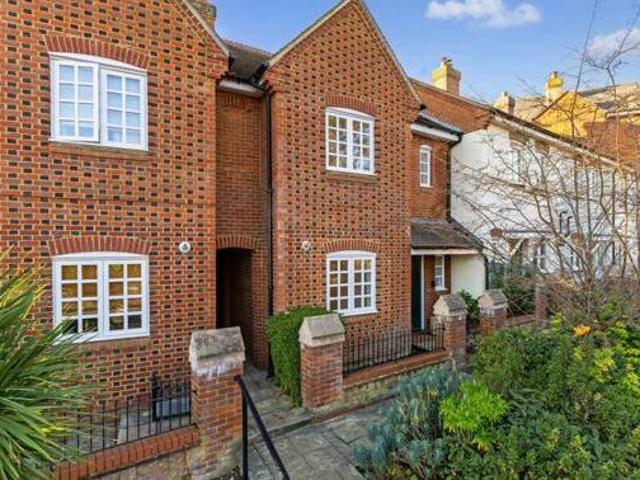 House for sale in Lunnon, Buckinghamshire
