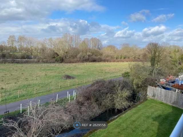 Apartment for rent in Barnwell, Arbury