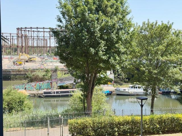 Apartment for rent in Bromley-by-Bow, Bow