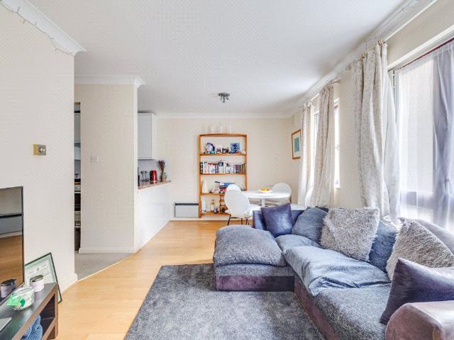 Apartment for rent in Fulham, Sands End