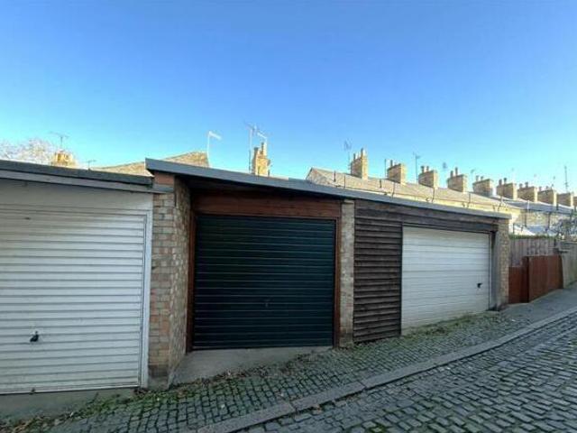 House for sale in Hampton Green, Cambridgeshire