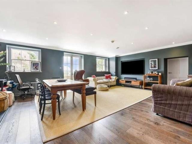 House for rent in Arundel, Clapham