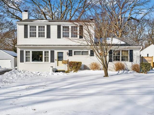 House for sale in Bohemia, New York