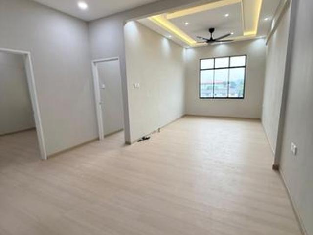 Flat for sale in Ulu Tiram, Johor
