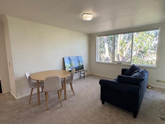 Room for rent in Camerons Creek, Victoria