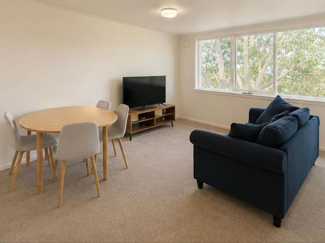 Room for rent in Camerons Creek, Victoria