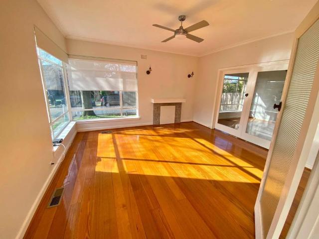 Room for rent in Camerons Creek, Victoria