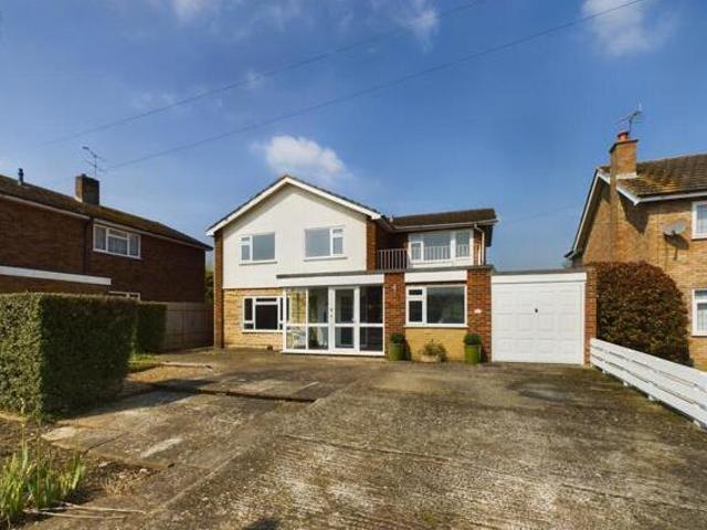 House for sale in Aylesbury