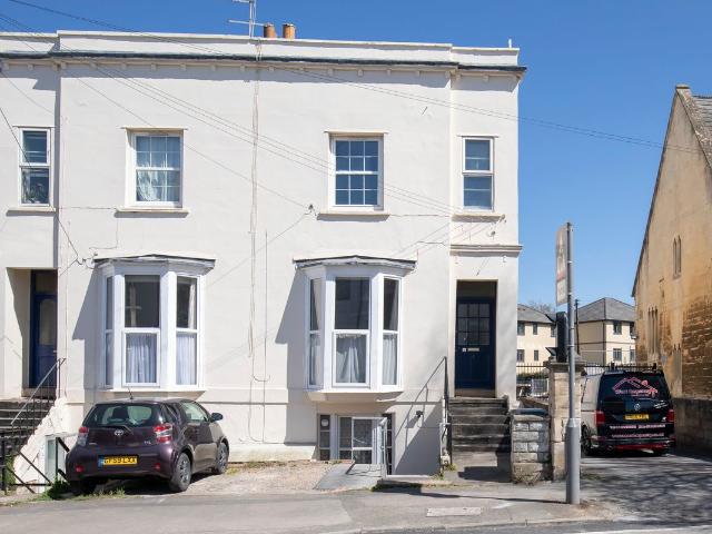 Apartment for rent in Alstone, Golden Valley