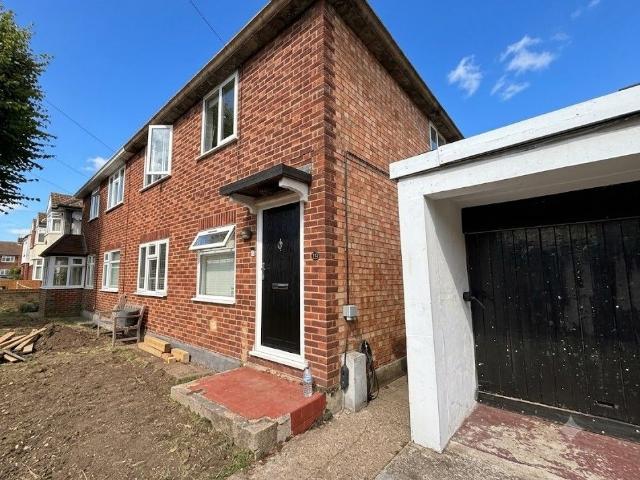 House for rent in Freezywater, Greater London