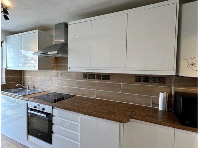 House for rent in Freezywater, Greater London