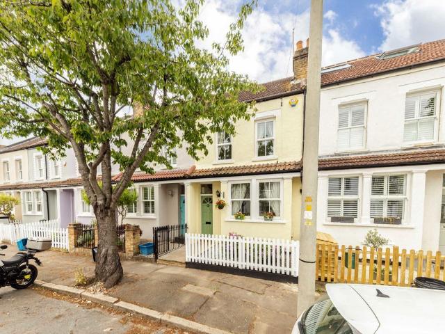 House for rent in Hampton, Greater London