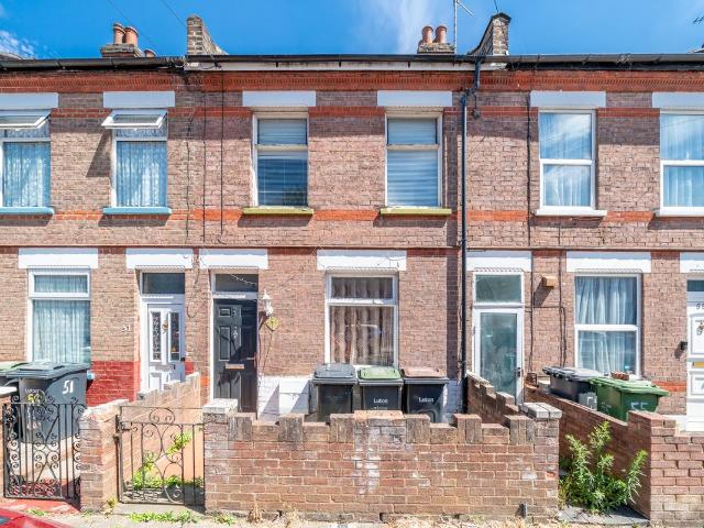 House for rent in Spring Park, Luton
