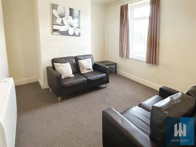 House for rent in Huddersfield, West Yorkshire