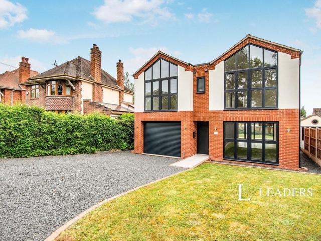 House for rent in Lower Wick, Worcestershire