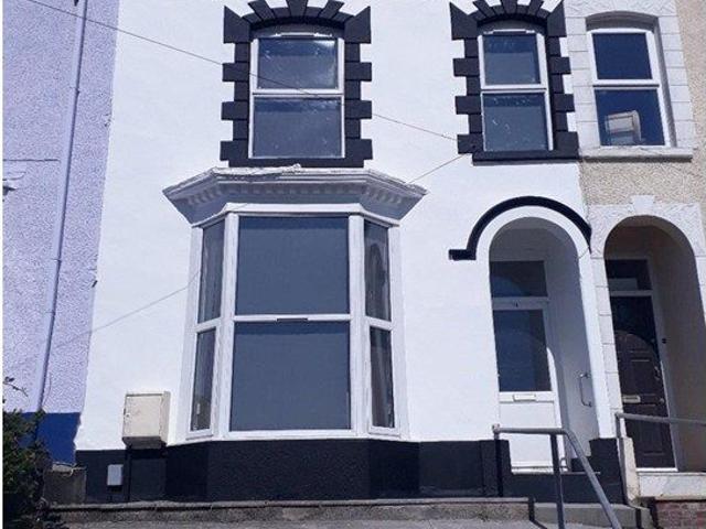 Room for rent in Nangreaves, Wales